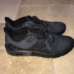 Men’s Nike Airmax